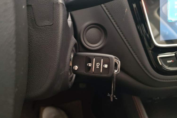 Used CHANGAN OSHAN A800 2017 1.5T Manual Elite Version Vehicle Key