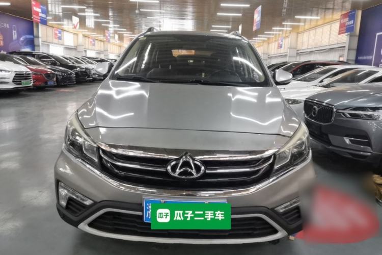Used CHANGAN OSHAN A800 2017 1.6L Manual Luxury Model Front