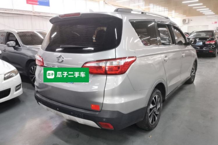 Used CHANGAN OSHAN A800 2017 1.6L Manual Luxury Model Rear Right 45 Deg