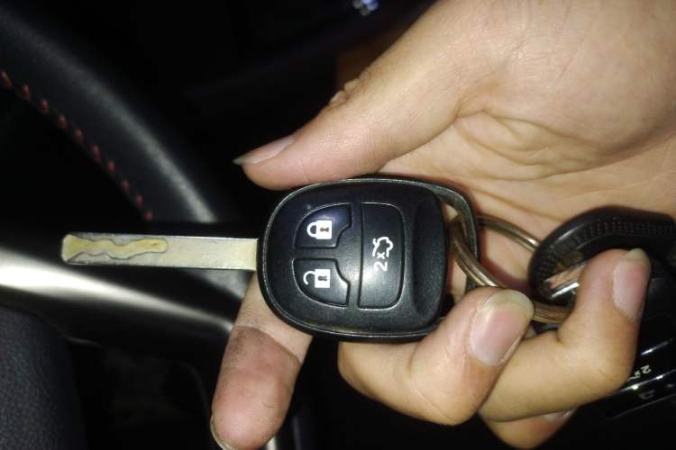 Used CHANGAN OSHAN A800 2017 1.6L Manual Comfort Model Vehicle Key