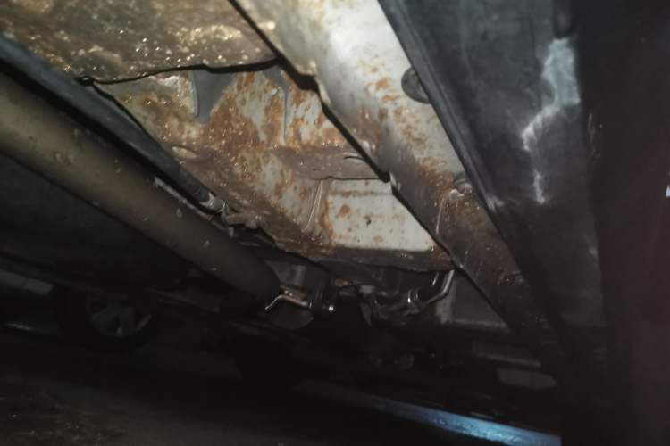 Used CHANGAN OSHAN A800 2017 1.5T Automatic Comfort Model Chassis Rear Right