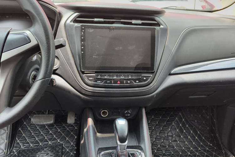 Used CHANGAN OSHAN A800 2017 1.5T Automatic Comfort Model Audio And AC Panel