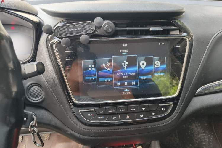 Used CHANGAN OSHAN A800 2017 1.6L Manual Comfort Model Audio And AC Panel