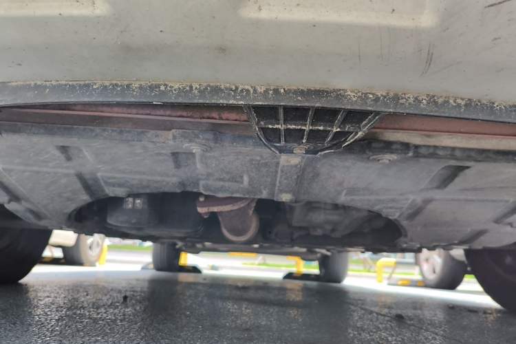 Used CHANGAN OSHAN A800 2017 1.5T Automatic Comfort Model Chassis Front