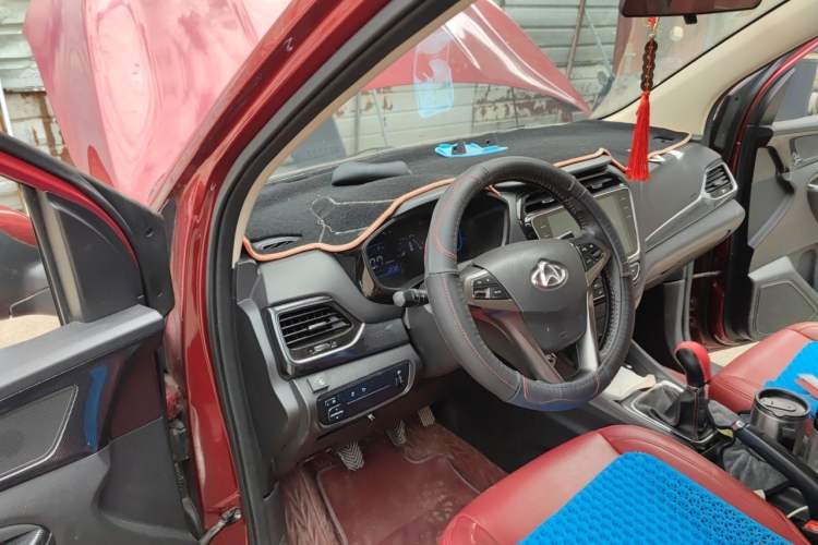 Used CHANGAN OSHAN A800 2017 1.6L Manual Comfort Model Driver Seat