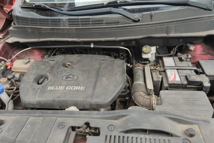 Used CHANGAN OSHAN A800 2017 1.6L Manual Comfort Model Engine Bay
