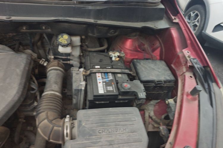 Used CHANGAN OSHAN A800 2017 1.6L Manual Comfort Model Engine Bay Left