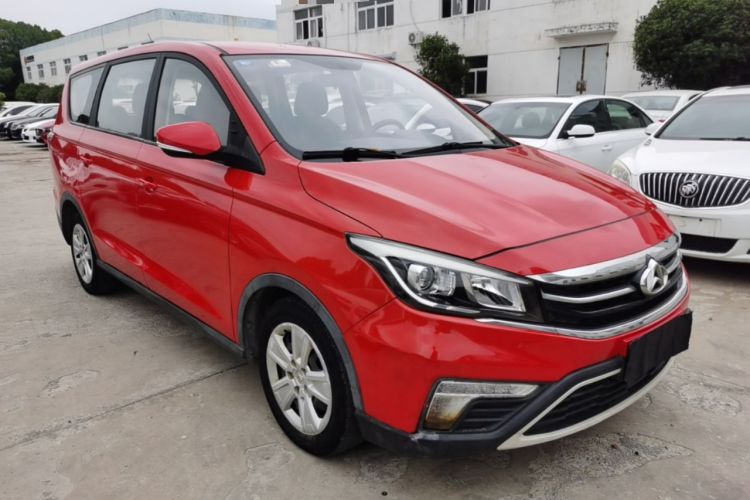 Used CHANGAN OSHAN A800 2017 1.5T Automatic Comfort Model Front Right 45 Deg