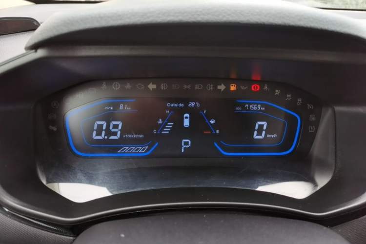 Used CHANGAN OSHAN A800 2017 1.5T Automatic Comfort Model Instrument Cluster
