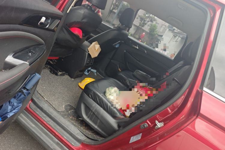 Used CHANGAN OSHAN A800 2017 1.6L Manual Comfort Model Left Rear Seat