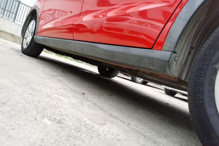 Used CHANGAN OSHAN A800 2017 1.5T Automatic Comfort Model Left Side Sill