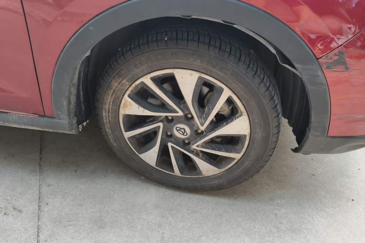 Used CHANGAN OSHAN A800 2017 1.6L Manual Comfort Model Right Front Wheel Hub