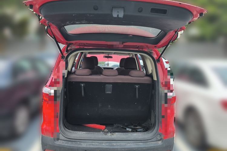 Used CHANGAN OSHAN A800 2017 1.5T Automatic Comfort Model Trunk
