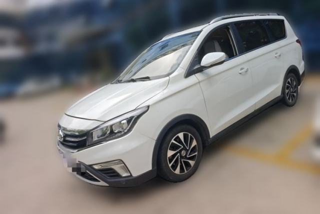 Used CHANGAN OSHAN A800 2017 1.5T Automatic ZhiZun Model