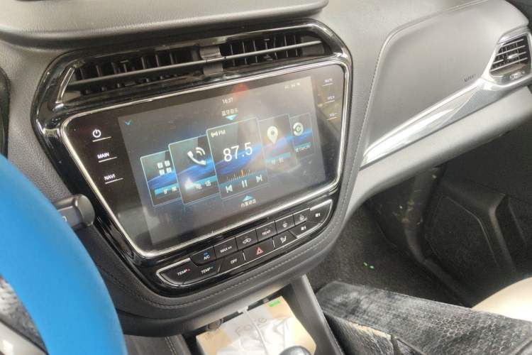 Used CHANGAN OSHAN A800 2017 1.5T Automatic Luxury Model Audio And AC Panel