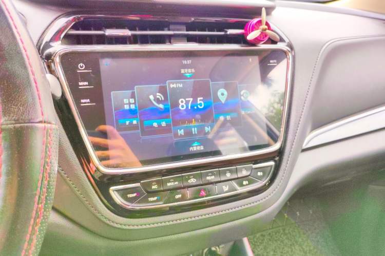 Used CHANGAN OSHAN A800 2017 1.5T Manual Luxury Model Audio And AC Panel