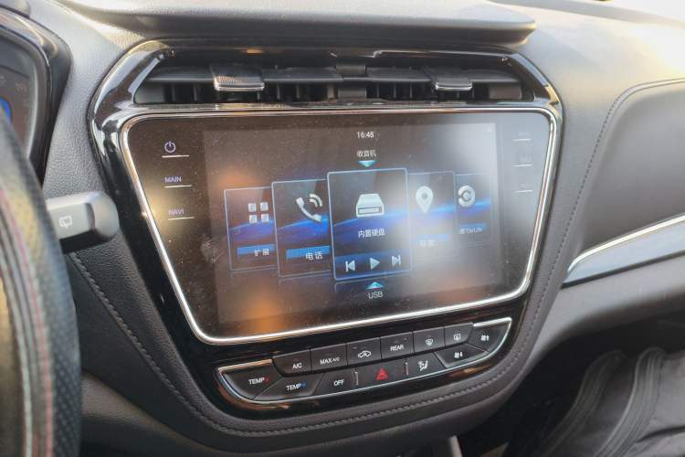 Used CHANGAN OSHAN A800 2017 1.6L Manual Luxury Model Audio And AC Panel
