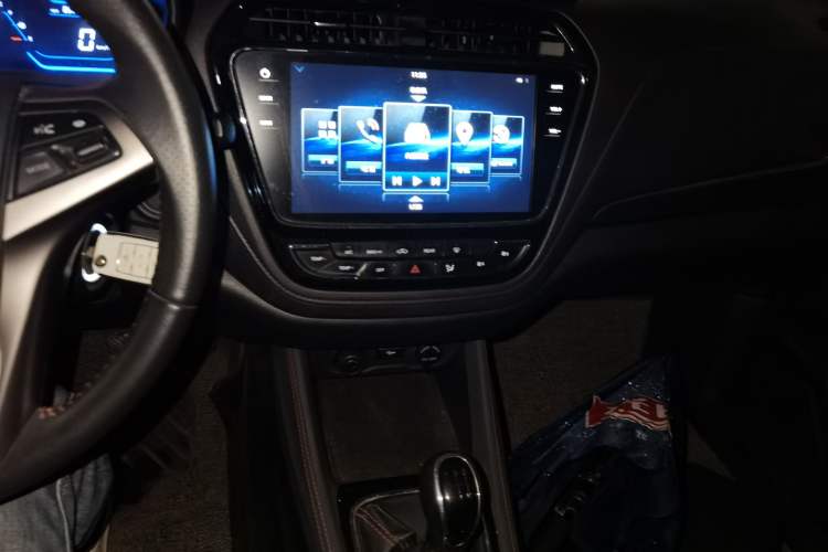 Used CHANGAN OSHAN A800 2017 1.6L Manual Comfort Model Audio And AC Panel