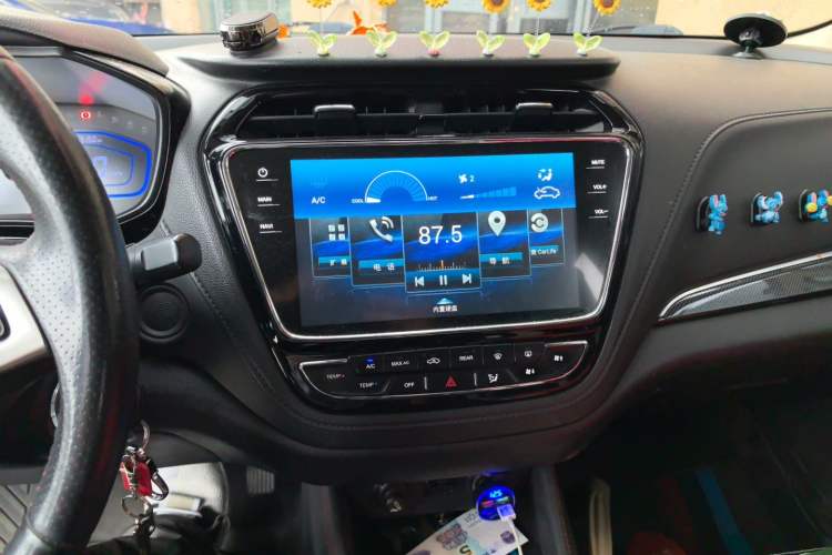 Used CHANGAN OSHAN A800 2017 1.5T Manual Elite Version Audio And AC Panel