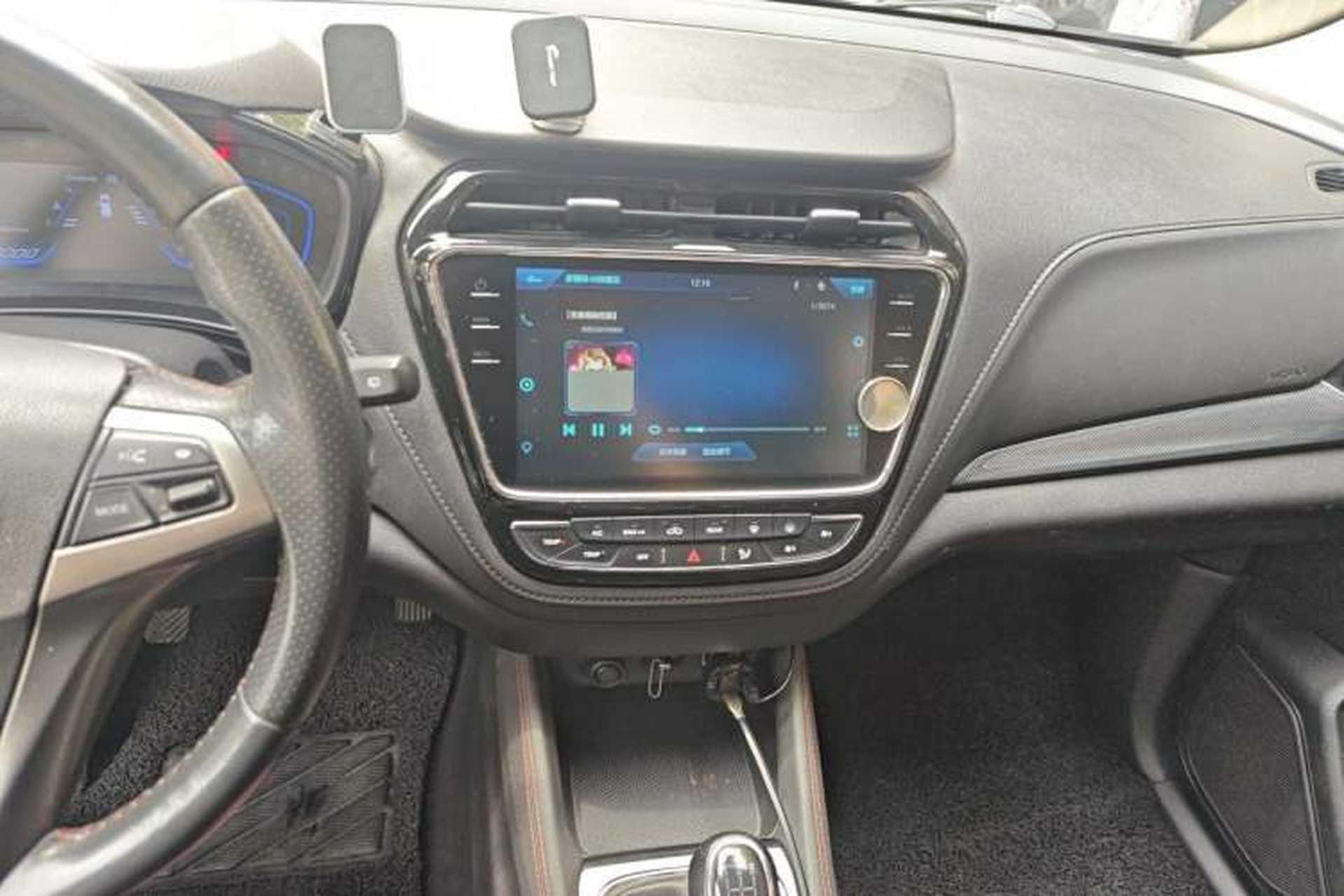 Used CHANGAN OSHAN A800 2017 1.6L Manual Luxury Model Audio And AC Panel