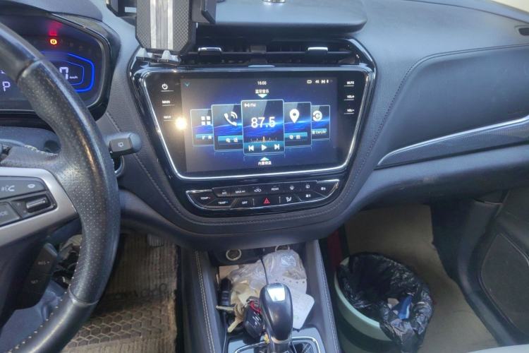 Used CHANGAN OSHAN A800 2017 1.5T Automatic ZhiZun Model Audio And AC Panel