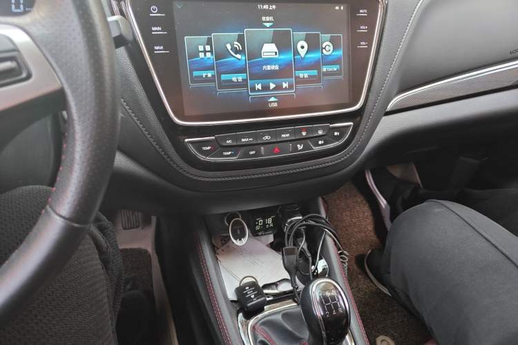 Used CHANGAN OSHAN A800 2017 1.6L Manual Luxury Model Audio And AC Panel