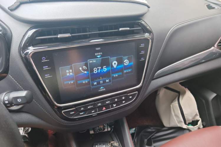 Used CHANGAN OSHAN A800 2017 1.6L Manual Luxury Model Audio And AC Panel