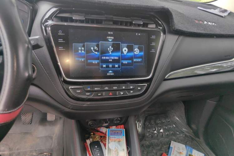 Used CHANGAN OSHAN A800 2017 1.6L Manual Luxury Model Audio And AC Panel