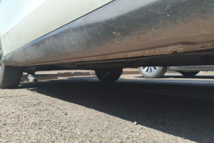 Used CHANGAN OSHAN A800 2017 1.5T Automatic ZhiZun Model Chassis Front Right