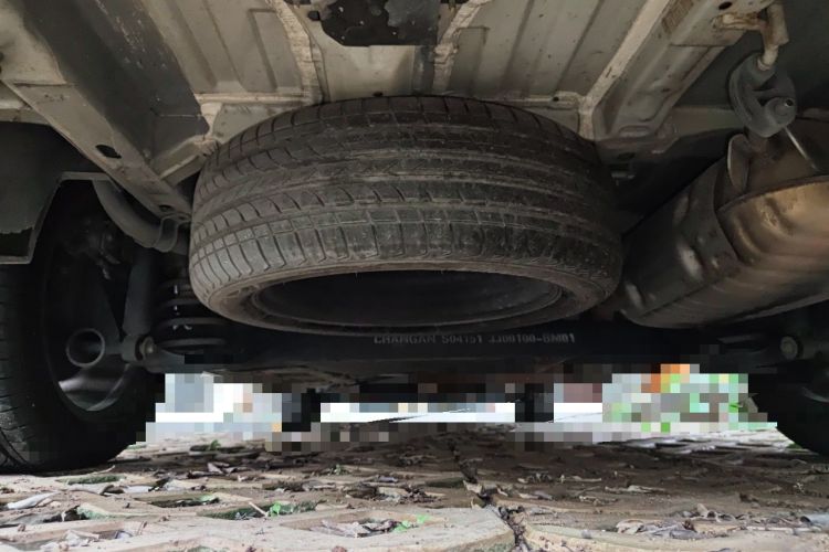 Used CHANGAN OSHAN A800 2017 1.5T Automatic ZhiZun Model Chassis Rear