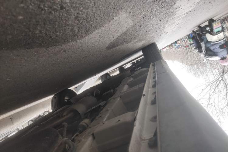 Used CHANGAN OSHAN A800 2017 1.6L Manual Comfort Model Chassis Rear Left