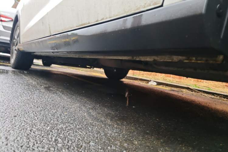 Used CHANGAN OSHAN A800 2017 1.6L Manual Comfort Model Chassis Rear Left