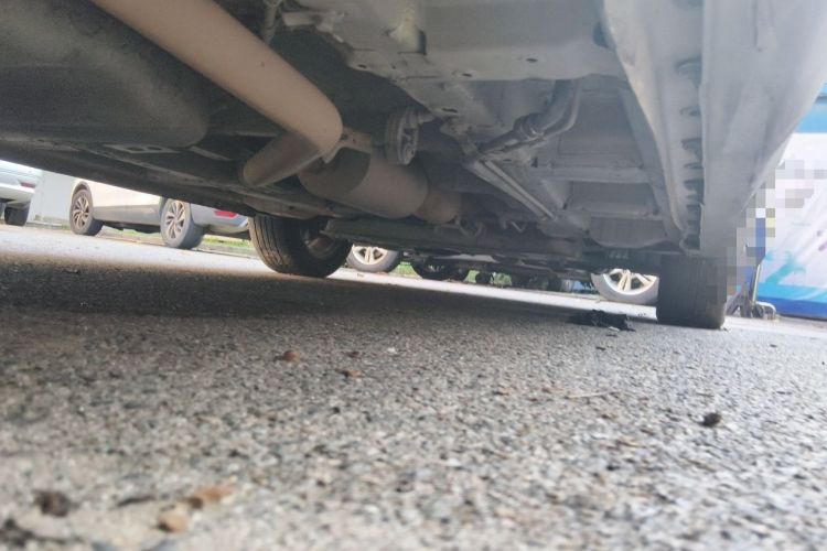 Used CHANGAN OSHAN A800 2017 1.5T Automatic Standard Model Chassis Rear Right