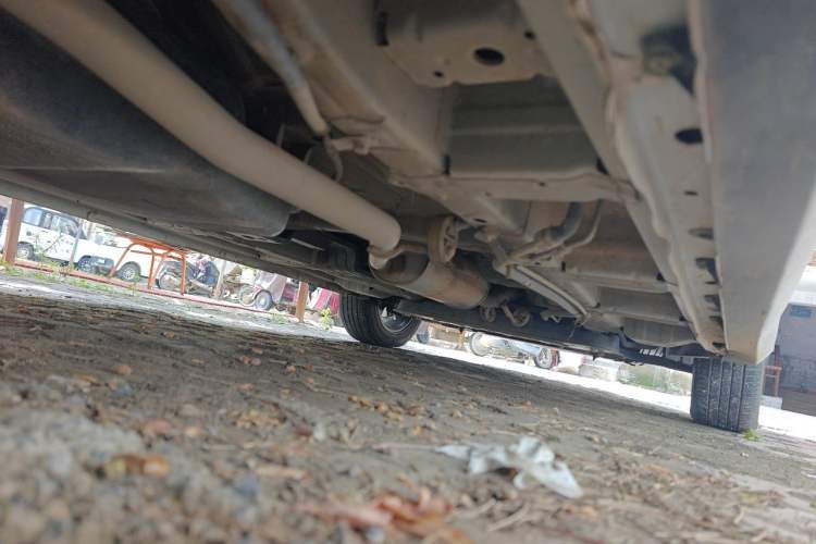 Used CHANGAN OSHAN A800 2017 1.6L Manual Comfort Model Chassis Rear Right