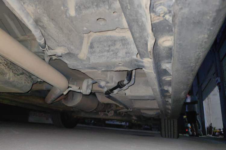 Used CHANGAN OSHAN A800 2017 1.5T Automatic ZhiZun Model Chassis Rear Right