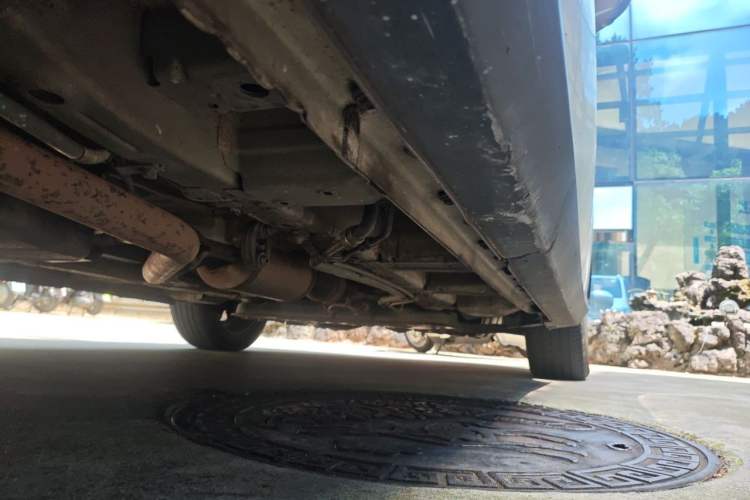 Used CHANGAN OSHAN A800 2017 1.5T Automatic ZhiZun Model Chassis Rear Right