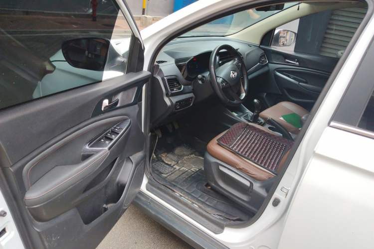 Used CHANGAN OSHAN A800 2017 1.6L Manual Comfort Model Driver Seat