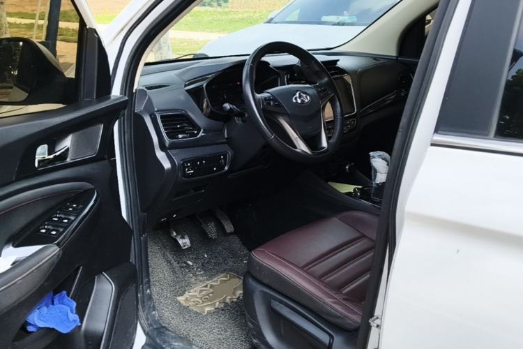Used CHANGAN OSHAN A800 2017 1.6L Manual Luxury Model Driver Seat