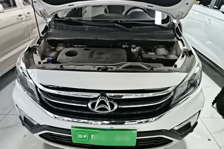 Used CHANGAN OSHAN A800 2017 1.5T Automatic Luxury Model Engine Bay
