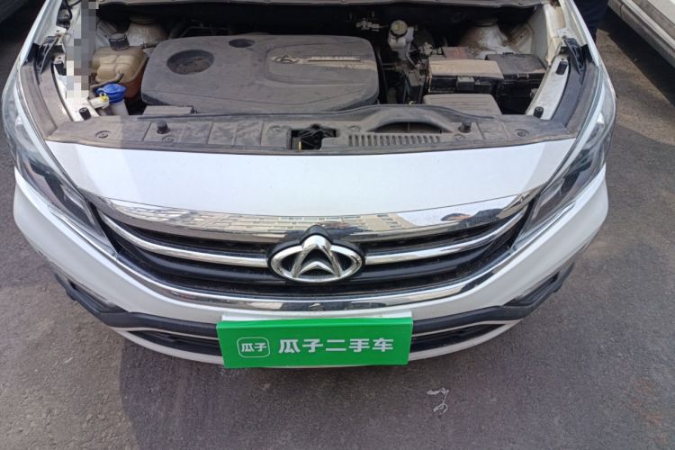 Used CHANGAN OSHAN A800 2017 1.5T Manual Luxury Model Engine Bay