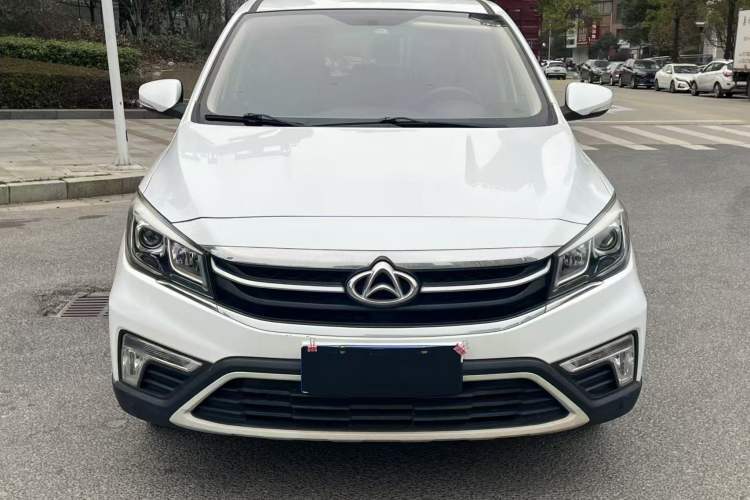 Used CHANGAN OSHAN A800 2017 1.5T Automatic Comfort Model Exterior 1