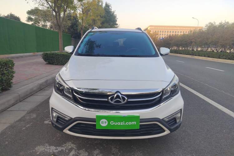 Used CHANGAN OSHAN A800 2017 1.5T Manual Luxury Model Exterior 1