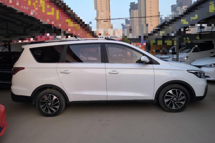 Used CHANGAN OSHAN A800 2017 1.6L Manual Comfort Model Exterior 2
