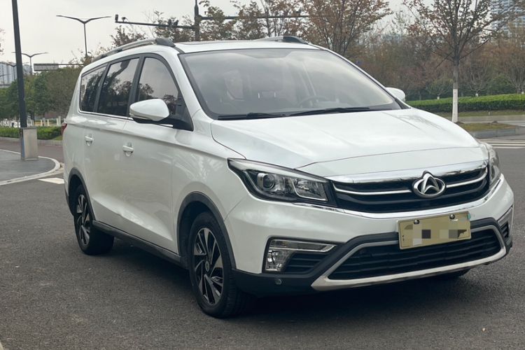 Used CHANGAN OSHAN A800 2017 1.5T Manual Luxury Model Exterior 2