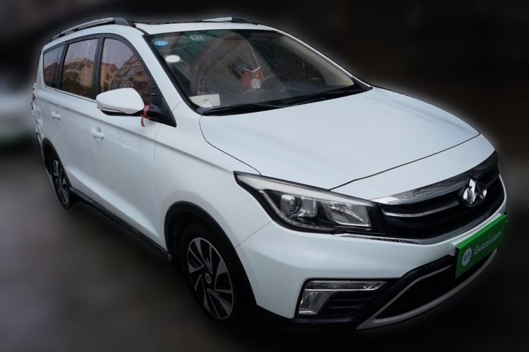 Used CHANGAN OSHAN A800 2017 1.6L Manual Luxury Model Exterior 2