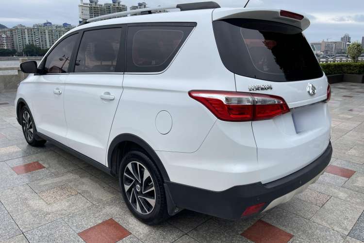 Used CHANGAN OSHAN A800 2017 1.6L Manual Comfort Model Exterior 3