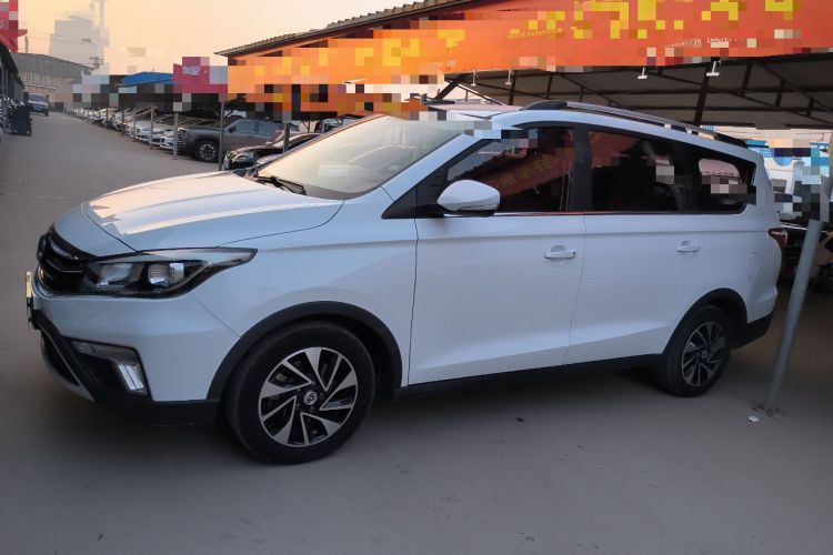 Used CHANGAN OSHAN A800 2017 1.6L Manual Comfort Model Exterior 5