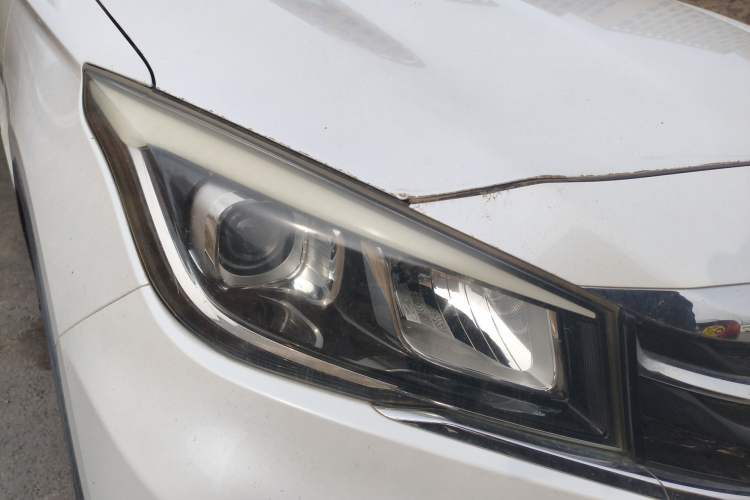 Used CHANGAN OSHAN A800 2017 1.6L Manual Comfort Model Exterior 6