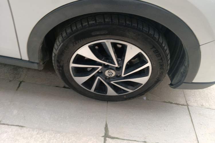 Used CHANGAN OSHAN A800 2017 1.6L Manual Comfort Model Exterior 7