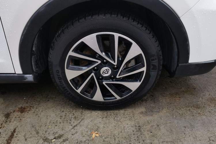 Used CHANGAN OSHAN A800 2017 1.6L Manual Luxury Model Exterior 7